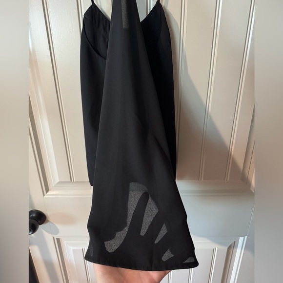 3/for $10 🍒 - *NWOT* Racerback Black Halter Top with Accented Necline (Medium) - Picture 6 of 7